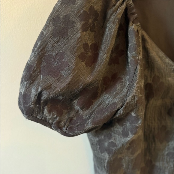 Madewell Puff Short Sleeve Wrap Top Blouse in Floral Jacquard Black - Picture 4 of 6